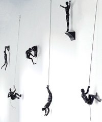 Декоративний набір скульптур Climbing man set (6 pcs) Black чорного кольору